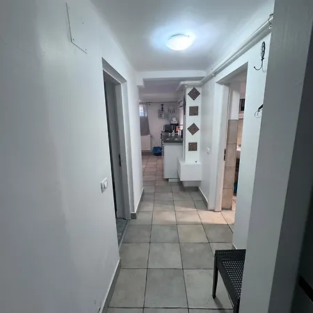 News * Βουκουρέστι